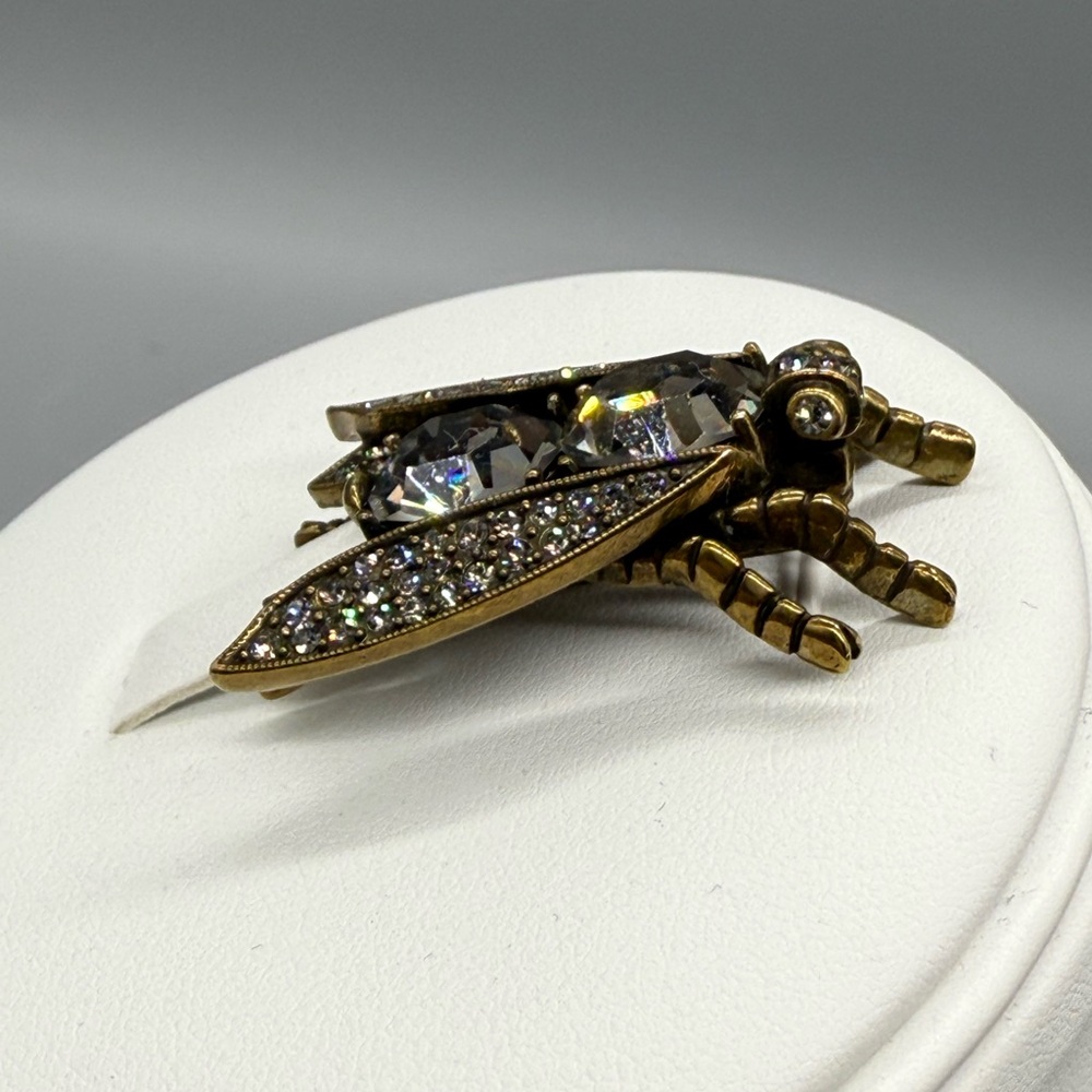 UTC China Signed  Elegant Crystal Insect Brooch - Picture 5 of 10